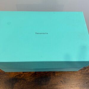 Tiffany & Co. Turquoise Gift Box